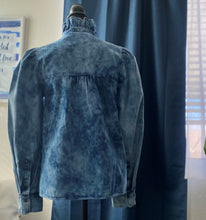 Load image into Gallery viewer, Blue Acid Washed Demin Shirt ( Ruffle Collar)
